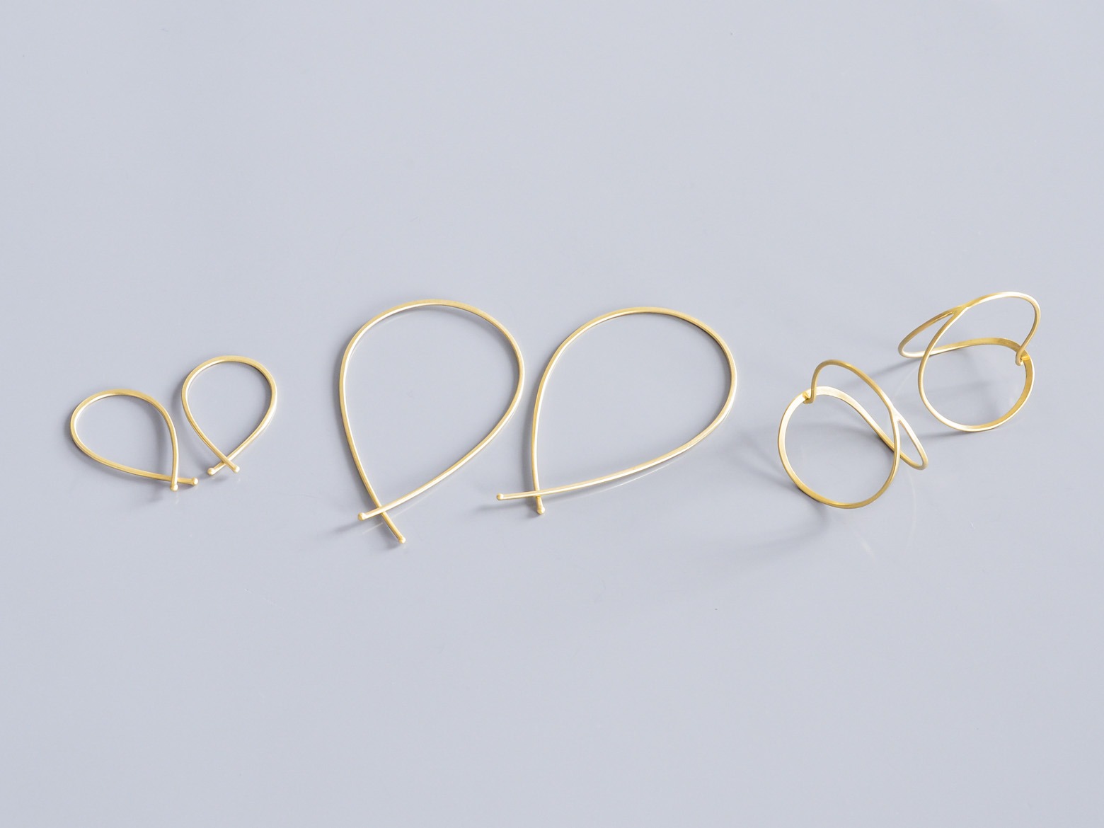 Large Ribbon Hoops (Carla Caruso) - SOURCE objects