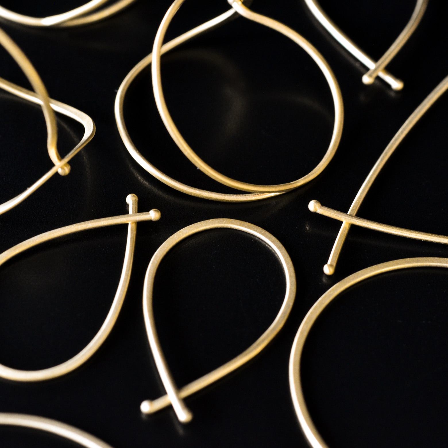 Small Ribbon Hoops (Carla Caruso) - SOURCE objects