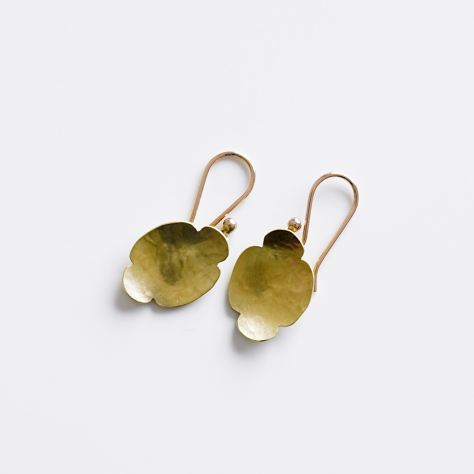 Small Hammered Scallop Earrings B (Gabriella Kiss) - SOURCE objects